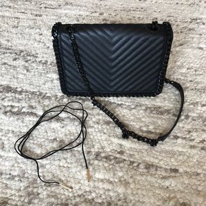 Aldo cross body bag + 🎁Gift Black Choker 🎁